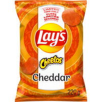 Lay's - Potato Chips, Cheetos Cheddar, 220 Gram