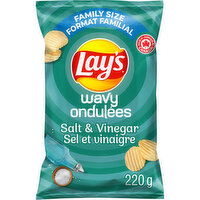 Lays - Wavy Salt & Vinegar Chips, 220 Gram