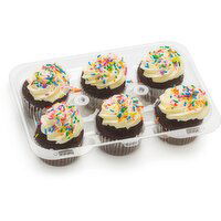 Bake Shop - Chocolate Cupcakes w Buttercream, 6 Pack, 1 Each