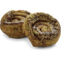 Bake shop - Trail Mix Topped Cinnamon Bun, 225 Gram
